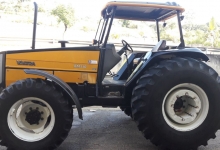 TRATOR VALTRA BM110 4X4, ANO 2002