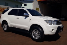 HILUX SW4 SRV 4X4 / ANO: 2011 - DIESEL