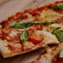 De terça a sábado são mais de 60 tipos de pizza  