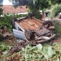 Uma pessoa morreu e uma ficou ferida no acidente  (Foto: Cristine Kempp/AquiAgora.net ) 