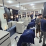 Siga a transformação: @seven.barberclub. Endereço: Avenida Maripá esquina com a Rua São Paulo, nº 937, em frente à Esportiva Paraná (Foto: AquiAgora.net ) 