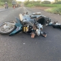 A condutora da motocicleta ficou gravemente ferida  