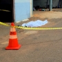 O homem morreu no local no crime (Foto: Marco Goes/AquiAgora.net ) 
